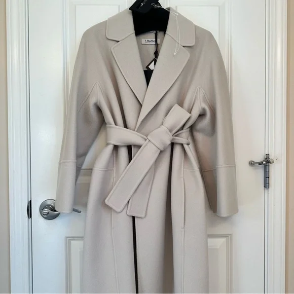 SOLD NWT ‘S Max Mara ‘Arona’ Double Faced Short Wool Coat with Belt Fall/Winter - Picture 1 of 17